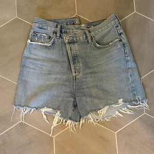 AGOLDE Criss cross Denim Frayed Hem Women Shorts 28